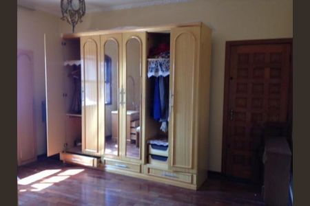 Casa à venda com 410m², 3 quartos e 2 vagas