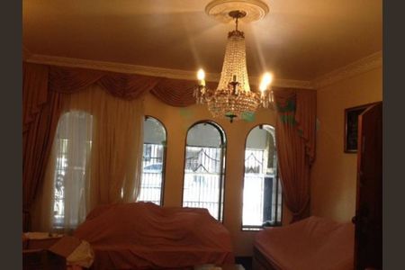 Casa à venda com 410m², 3 quartos e 2 vagas