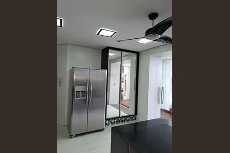 Apartamento à venda com 214m², 4 quartos e 4 vagas