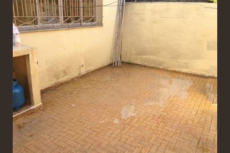 Casa à venda com 174m², 3 quartos e 2 vagas
