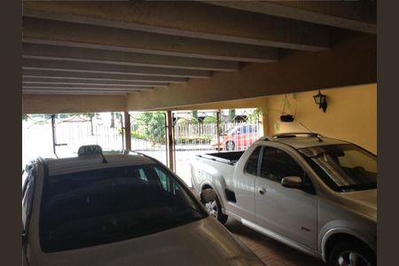 Casa à venda com 174m², 3 quartos e 2 vagas