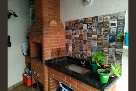 Casa à venda com 94m², 2 quartos e 2 vagas