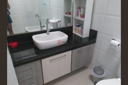 Casa à venda com 94m², 2 quartos e 2 vagas