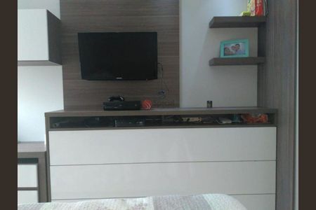 Casa à venda com 94m², 2 quartos e 2 vagas