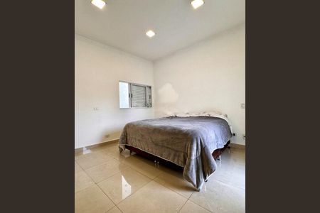 Casa à venda com 233m², 5 quartos e 6 vagas