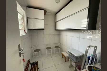 Casa à venda com 88m², 2 quartos e 2 vagas