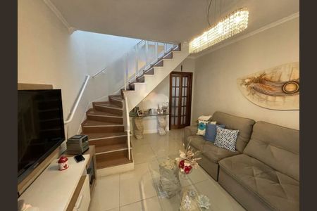 Casa à venda com 88m², 2 quartos e 2 vagas