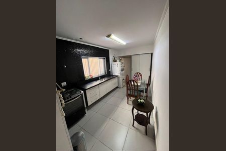 Casa à venda com 115m², 3 quartos e 2 vagas