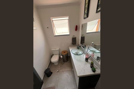 Casa à venda com 115m², 3 quartos e 2 vagas