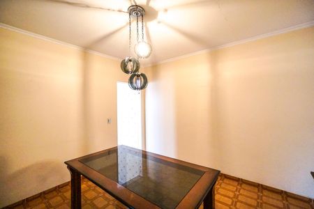 Casa à venda com 238m², 2 quartos e 4 vagasSala de jantar