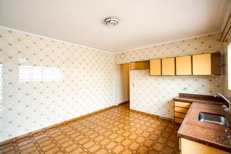 Casa à venda com 238m², 2 quartos e 4 vagasCozinha