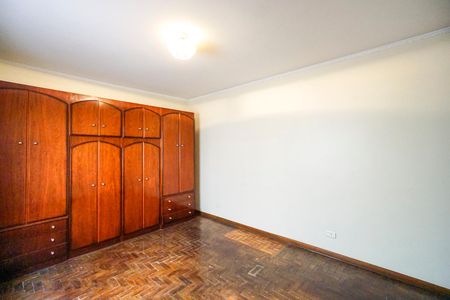 Casa à venda com 238m², 2 quartos e 4 vagasQuarto 2