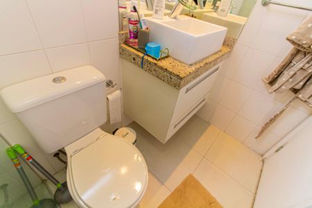 Apartamento à venda com 94m², 2 quartos e 2 vagasBanheiro da Suíte 1