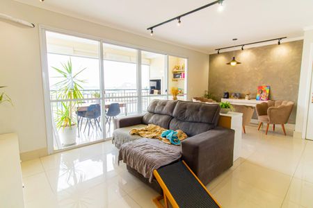 Apartamento à venda com 94m², 2 quartos e 2 vagasSala