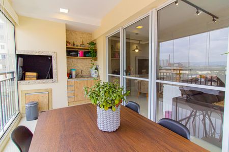 Apartamento à venda com 94m², 2 quartos e 2 vagasVaranda / Área Gourmet