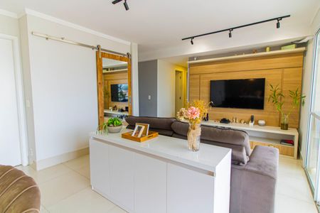 Apartamento à venda com 94m², 2 quartos e 2 vagasSala