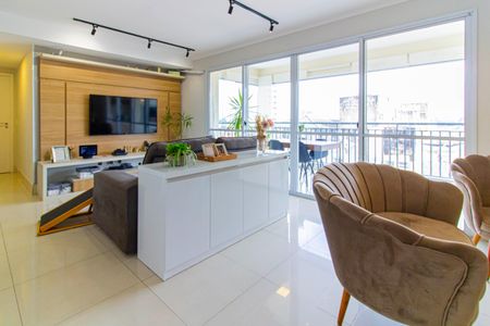 Apartamento à venda com 94m², 2 quartos e 2 vagasSala