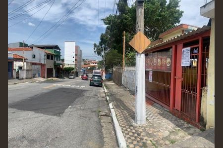 Casa à venda com 70m², 2 quartos e 2 vagas