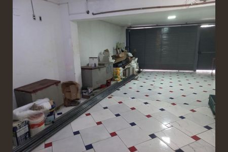 Casa à venda com 176m², 3 quartos e 4 vagas