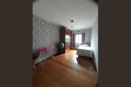 Casa à venda com 147m², 4 quartos e 2 vagas