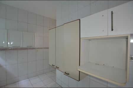 Apartamento para alugar com 70m², 2 quartos e 2 vagasCozinha com Área de Serviço