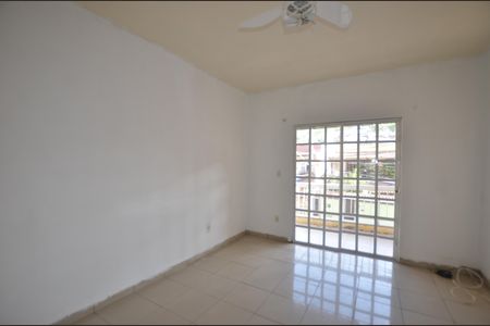 Apartamento para alugar com 70m², 2 quartos e 2 vagasSala