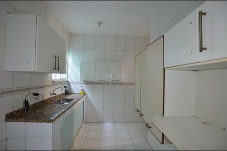 Apartamento para alugar com 70m², 2 quartos e 2 vagasCozinhaCozinha com Área de Serviço