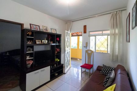 Casa à venda com 301m², 4 quartos e 4 vagasCasa 2 - Sala