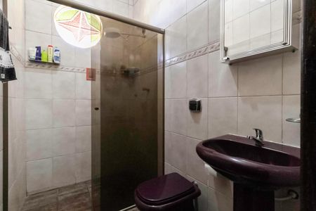 Casa à venda com 301m², 4 quartos e 4 vagasCasa 1 - Banheiro social