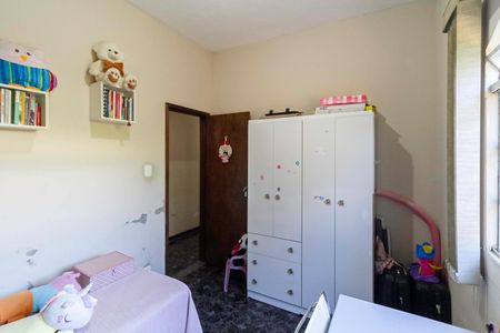 Casa à venda com 301m², 4 quartos e 4 vagasCasa 1 - Quarto 2