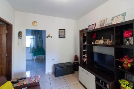 Casa à venda com 301m², 4 quartos e 4 vagasCasa 2 - Sala