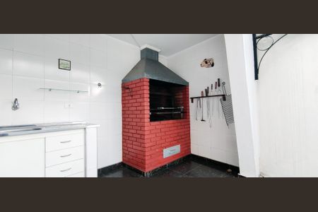 Apartamento à venda com 140m², 3 quartos e 2 vagas Apartamento à venda com 140m², 3 quartos e 2 vagasÁrea comum - Churrasqueira