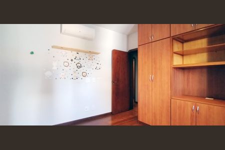 Apartamento à venda com 140m², 3 quartos e 2 vagas Apartamento à venda com 140m², 3 quartos e 2 vagasQuarto 2