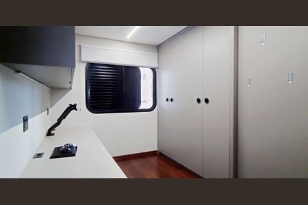 Apartamento à venda com 140m², 3 quartos e 2 vagas Apartamento à venda com 140m², 3 quartos e 2 vagasQuarto 1