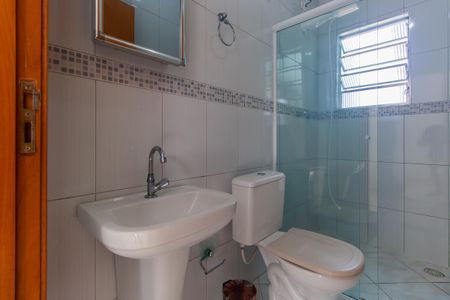 Casa para alugar com 125m², 3 quartos e 2 vagas Casa para alugar com 125m², 3 quartos e 2 vagasBanheiro da Suíte