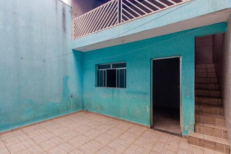 Casa para alugar com 125m², 3 quartos e 2 vagas Casa para alugar com 125m², 3 quartos e 2 vagasQuintal