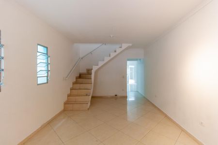 Casa para alugar com 125m², 3 quartos e 2 vagas Casa para alugar com 125m², 3 quartos e 2 vagasSala