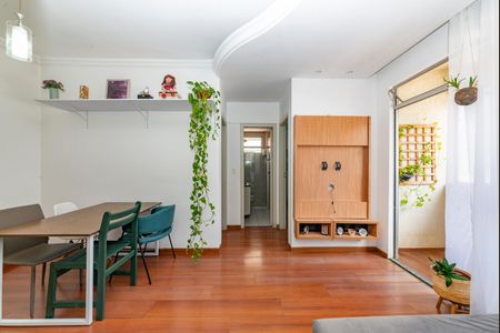 Apartamento à venda com 80m², 2 quartos e 1 vagaSala