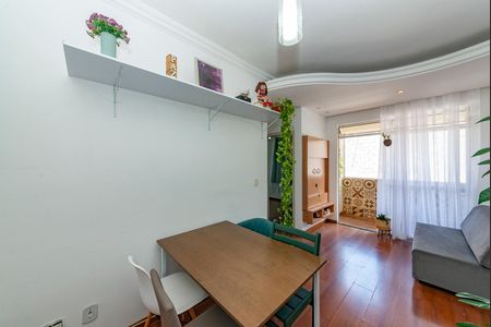 Apartamento à venda com 80m², 2 quartos e 1 vagaSala