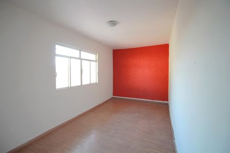 Casa à venda com 200m², 3 quartos e 2 vagasSala