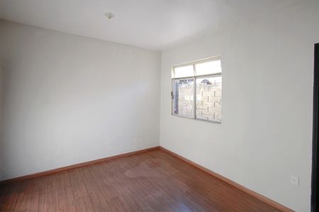 Casa à venda com 200m², 3 quartos e 2 vagasSuíte