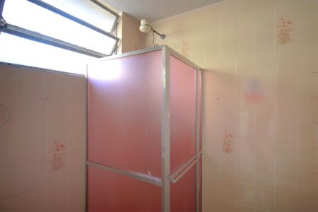 Casa à venda com 200m², 3 quartos e 2 vagasBanheiro da Suíte