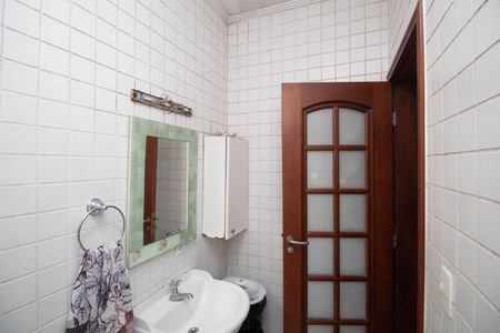 Casa para alugar com 320m², 3 quartos e 3 vagas Casa para alugar com 320m², 3 quartos e 3 vagasBanheiro da Suíte 2