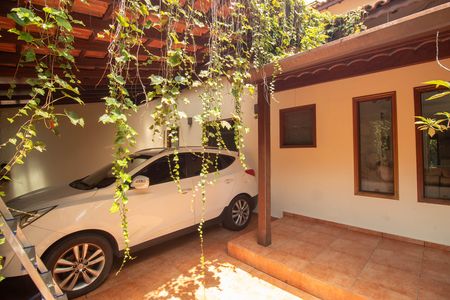 Casa para alugar com 320m², 3 quartos e 3 vagas Casa para alugar com 320m², 3 quartos e 3 vagasGaragem