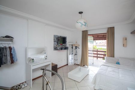 Casa para alugar com 320m², 3 quartos e 3 vagas Casa para alugar com 320m², 3 quartos e 3 vagasSuíte 3