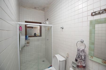 Casa para alugar com 320m², 3 quartos e 3 vagas Casa para alugar com 320m², 3 quartos e 3 vagasBanheiro da Suíte 2