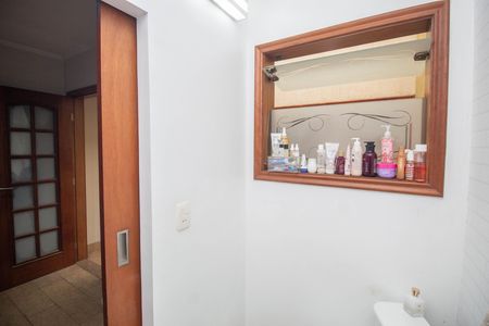 Casa para alugar com 320m², 3 quartos e 3 vagas Casa para alugar com 320m², 3 quartos e 3 vagasBanheiro da Suíte 3
