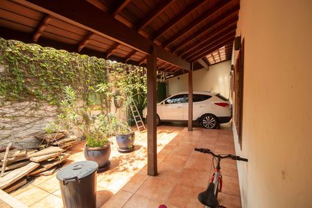 Casa para alugar com 320m², 3 quartos e 3 vagas Casa para alugar com 320m², 3 quartos e 3 vagasGaragem