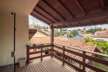 Casa para alugar com 320m², 3 quartos e 3 vagas Casa para alugar com 320m², 3 quartos e 3 vagasVaranda