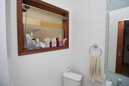 Casa para alugar com 320m², 3 quartos e 3 vagas Casa para alugar com 320m², 3 quartos e 3 vagasBanheiro da Suíte 3